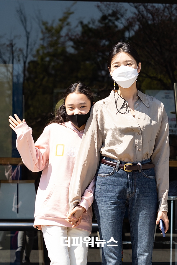 이고은-주아름, KBS 드라마 속아도 꿈결 녹화 출근길