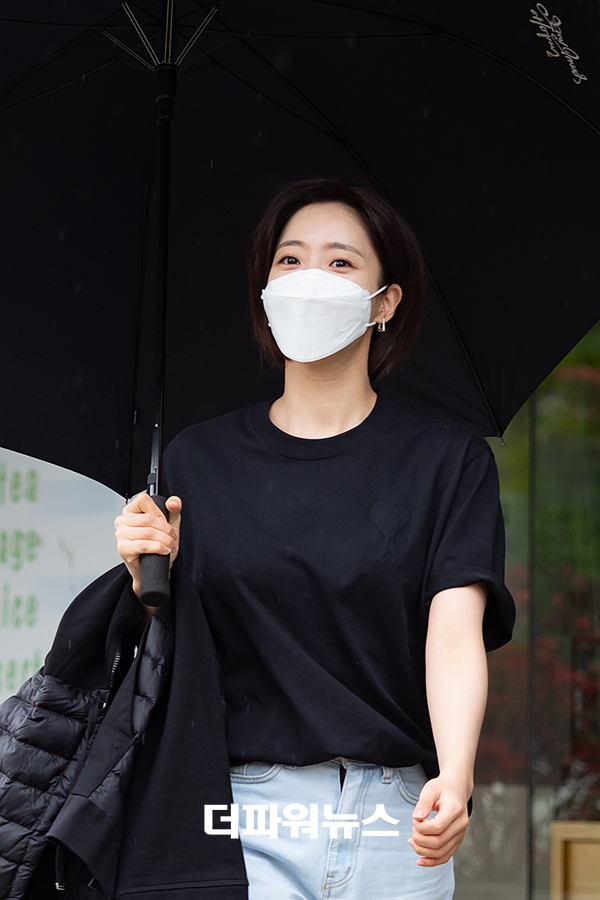 함은정, KBS 드라마 녹화 출근길