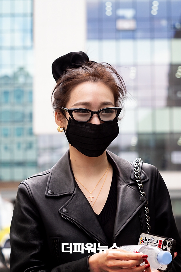 티파니영, KBS 열린음악회 출근길