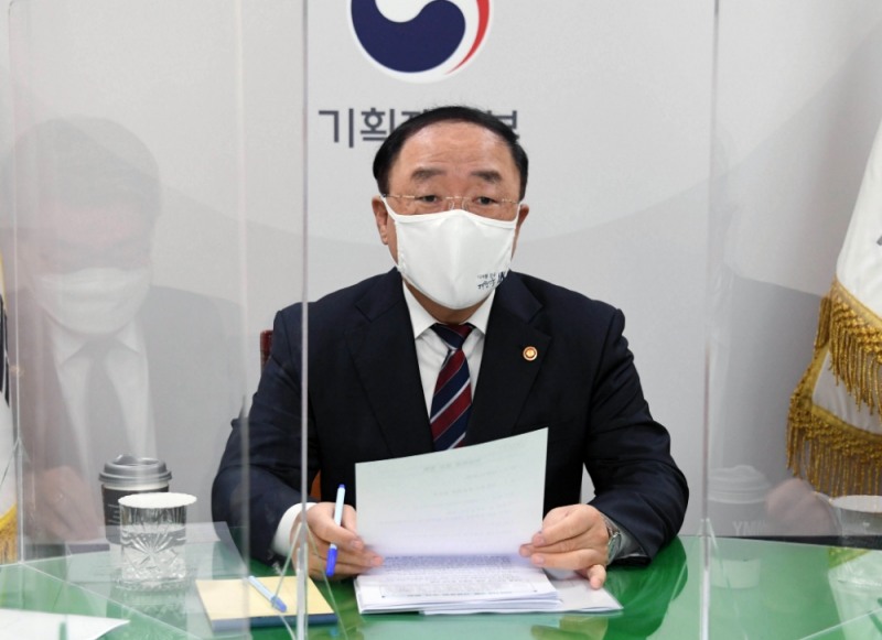 홍남기 부총리(사진=연합뉴스)