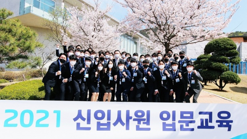 하이트진로, 신입사원 교육 수료 후 현업 배치