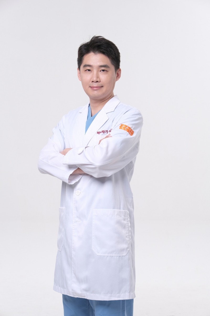 바노바기 성형외과 의원 비절개 모발이식 전문가 ‘유동희 원장’ 영입