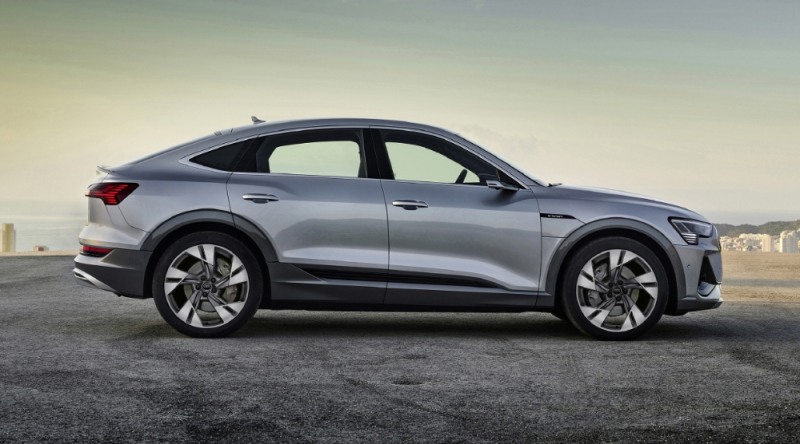 순수 전기 SUV ‘아우디 e-트론 50 콰트로’ 출시