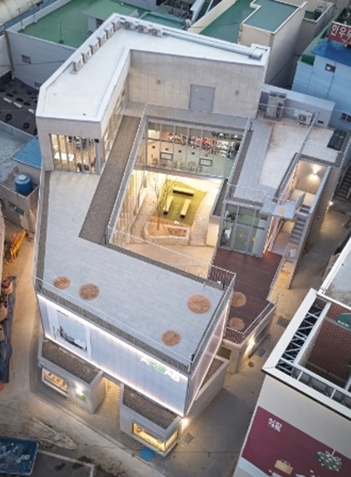 디자인 스팟으로 선정된 AREA6 전경.(제공=삼진식품)