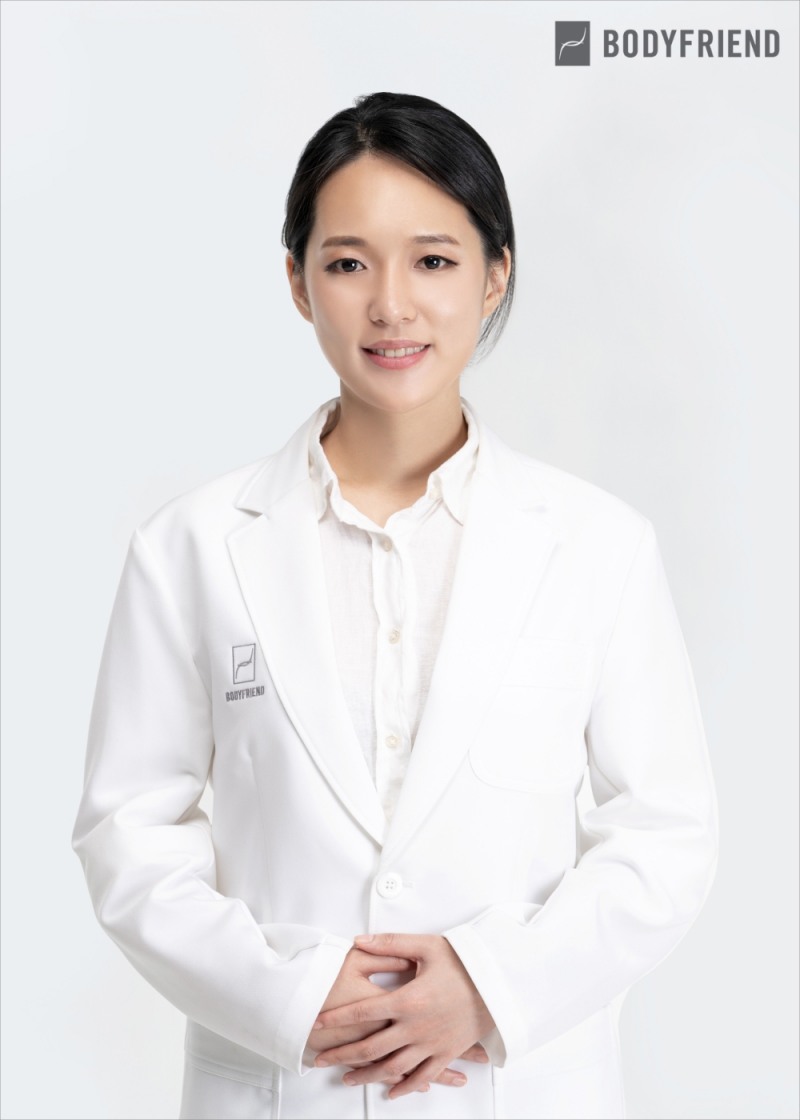 바디프랜드 안마의자, 금연 마사지 프로그램 개발한다···박혜아 가정의학과 전문의 영입