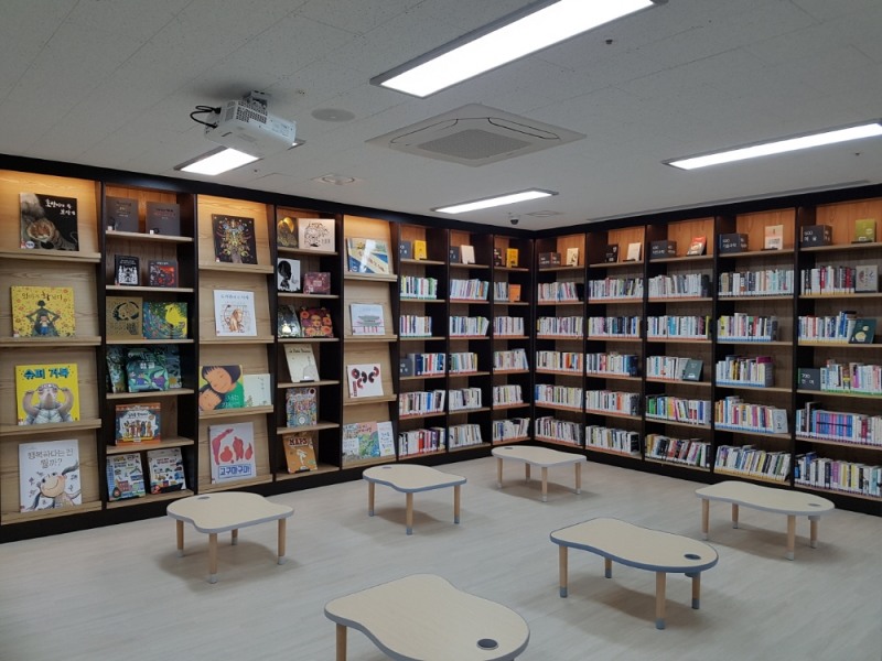 금천구, ‘상주작가 지원 사업’ 선정... 손현주 작가와 문학 사업 추진