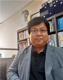 유원대학교 경찰학부 이규호 교수