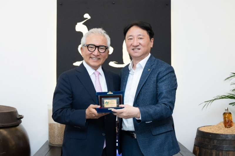 NH농협은행, 창립 60주년 기념 우수중소기업 60개社에 감사패 증정