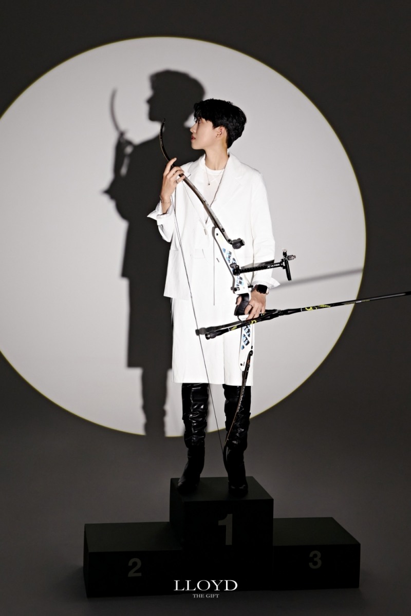 이랜드 로이드, 올림픽 양궁 국가대표 ‘안산’ 선수와 화보 촬영