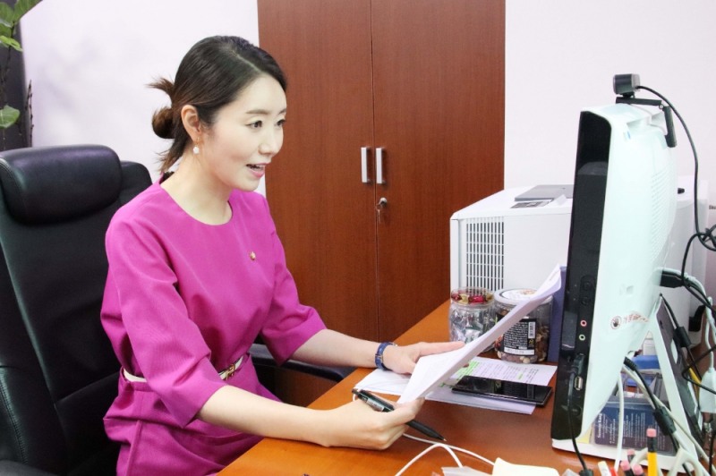 강선우 의원, 희귀질환 치료환경 개선 토론회 개최