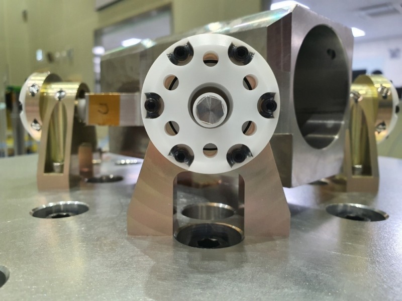 한화시스템 ‘진동저감장치’ 수출 소식에 관심↑…누리호 발사 앞두고 우주개발 테마주 '주목'