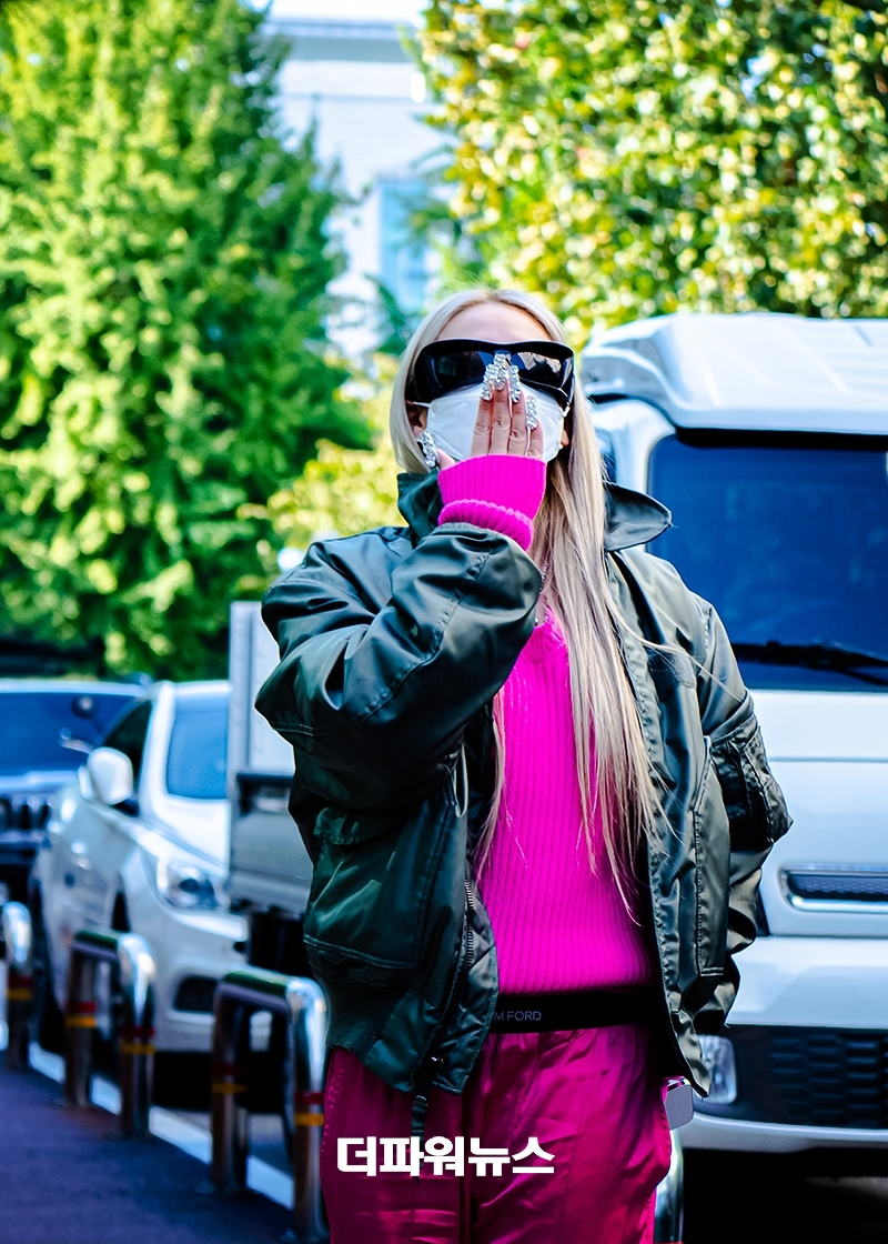 CL(씨엘), KBS 유스케 출근길