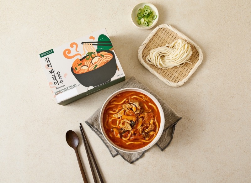 더반찬&, ‘김치 짜글이 칼국수’ HMR 판매