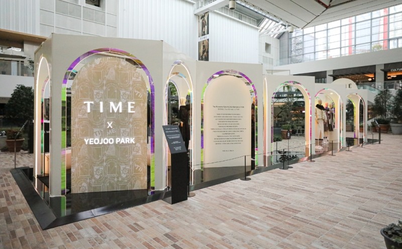 한섬 '타임', 더현대 서울에 '원 모먼트 인 타임' 팝업스토어 오픈