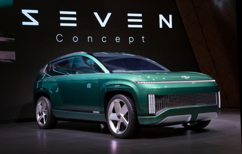 현대차, LA 오토쇼서 전기 SUV 콘셉트카 ‘세븐’ 공개