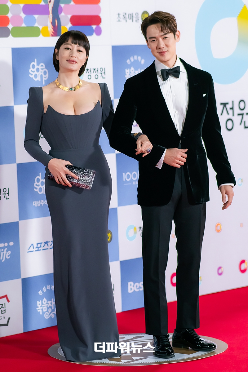 김혜수-유연석, 청룡영화상 레드카펫