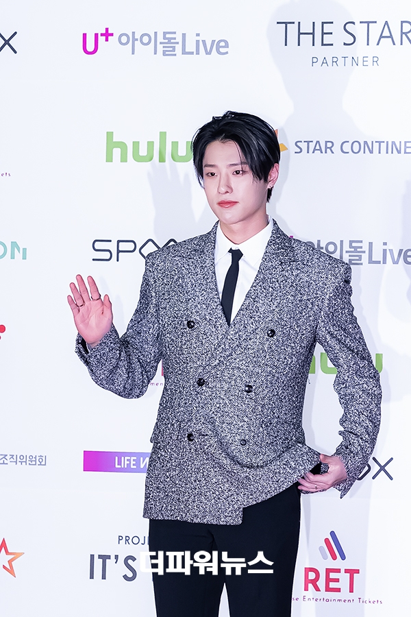 우즈, '2021 Asia Artist Awards' 포토월 행사