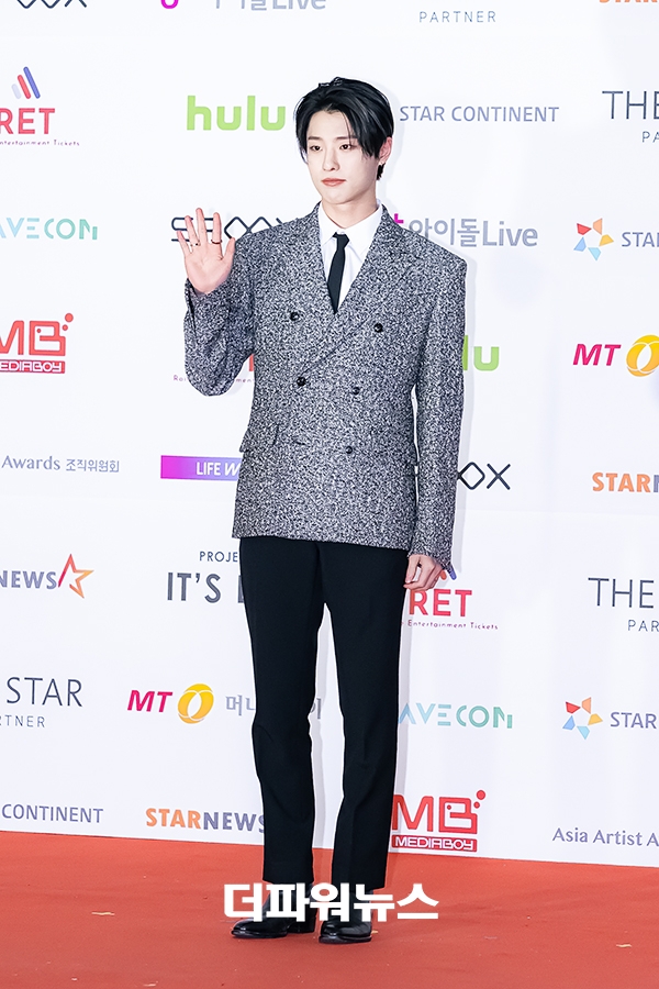우즈, '2021 Asia Artist Awards' 포토월 행사