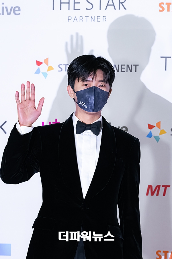 임영웅, '2021 Asia Artist Awards' 포토월 행사