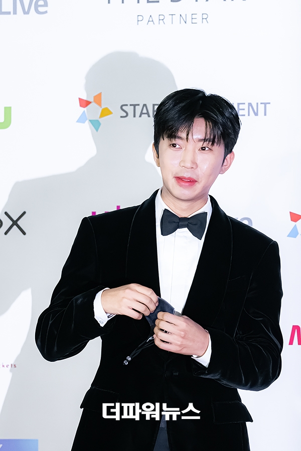 임영웅, '2021 Asia Artist Awards' 포토월 행사
