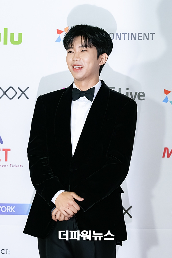 임영웅, '2021 Asia Artist Awards' 포토월 행사