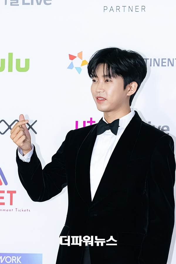 임영웅, '2021 Asia Artist Awards' 포토월 행사