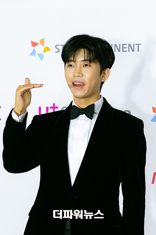 임영웅, '2021 Asia Artist Awards' 포토월 행사