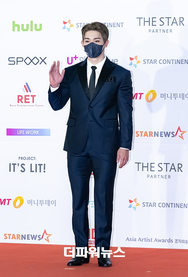 원호, '2021 Asia Artist Awards' 포토월 행사
