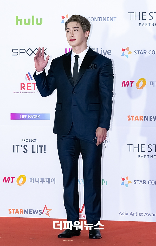 원호, '2021 Asia Artist Awards' 포토월 행사