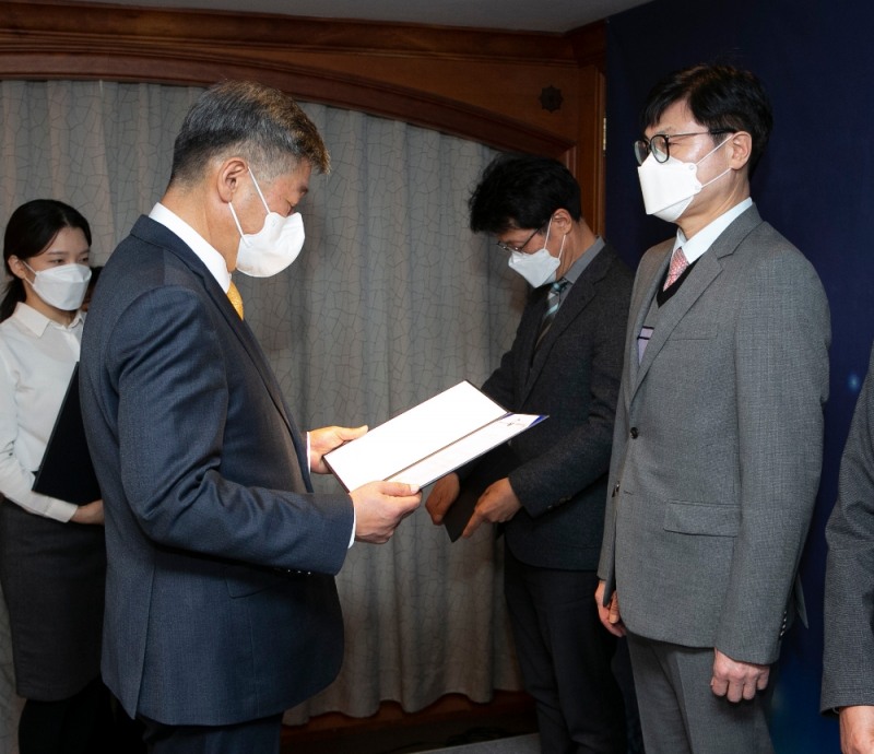 동서식품 창원공장, ‘기후변화 대응 및 온실가스 감축’ 산업통상자원부 장관 표창 수상