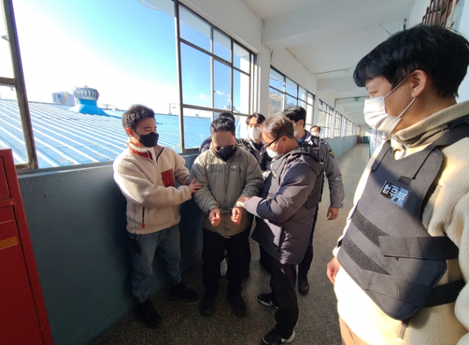 전자발찌 훼손 대응 합동 모의훈련.(사진제공=진주준법지원센터)