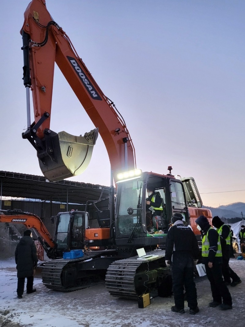 현대두산인프라코어∙현대건설기계, 현대중공업그룹 편입 후 첫 합동 혹한지 테스트 실시