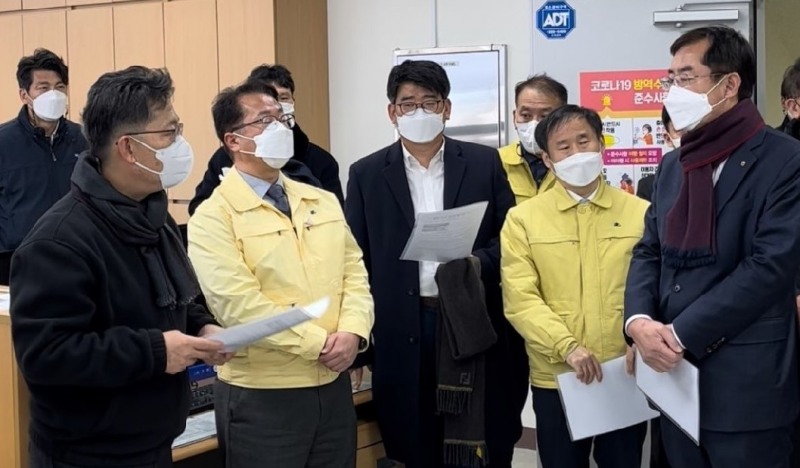 농협경제지주·농림축산식품부, 안전 축산물 생산현장 직접 점검