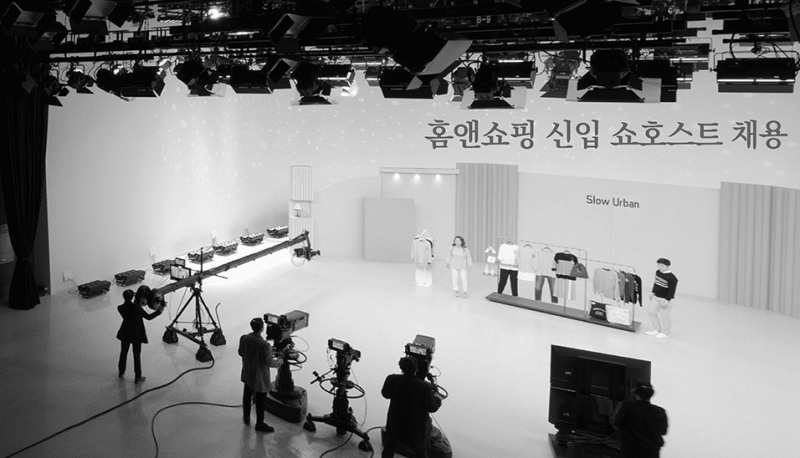 홈앤쇼핑, 신입 쇼호스트 “無스펙” 공개 채용