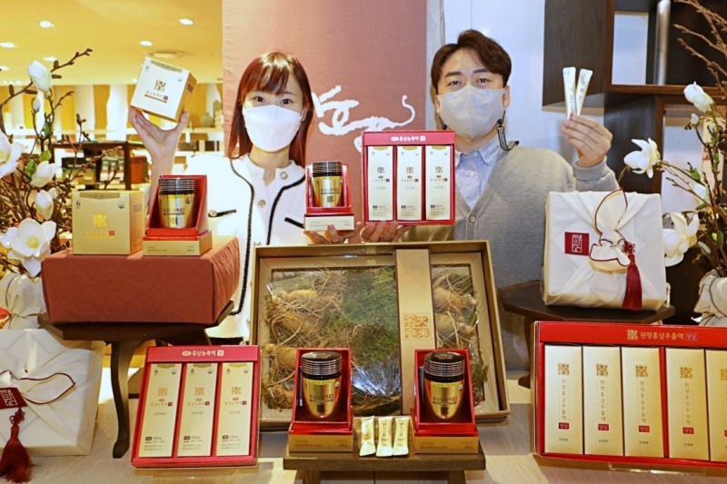 롯데백화점, '천제명'과 협엽한 프리미엄 홍삼 제품 출시