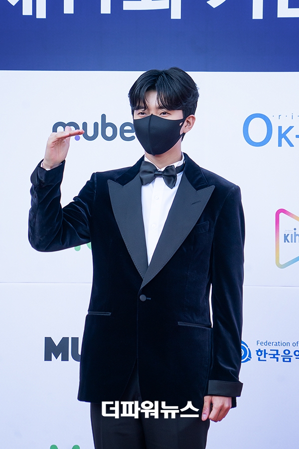임영웅, 가온차트 포토월 행사