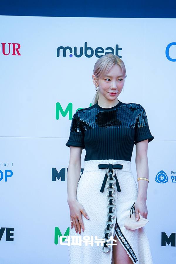 태연, 가온차트 포토월 행사