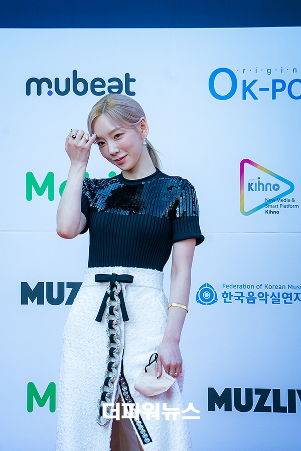 태연, 가온차트 포토월 행사