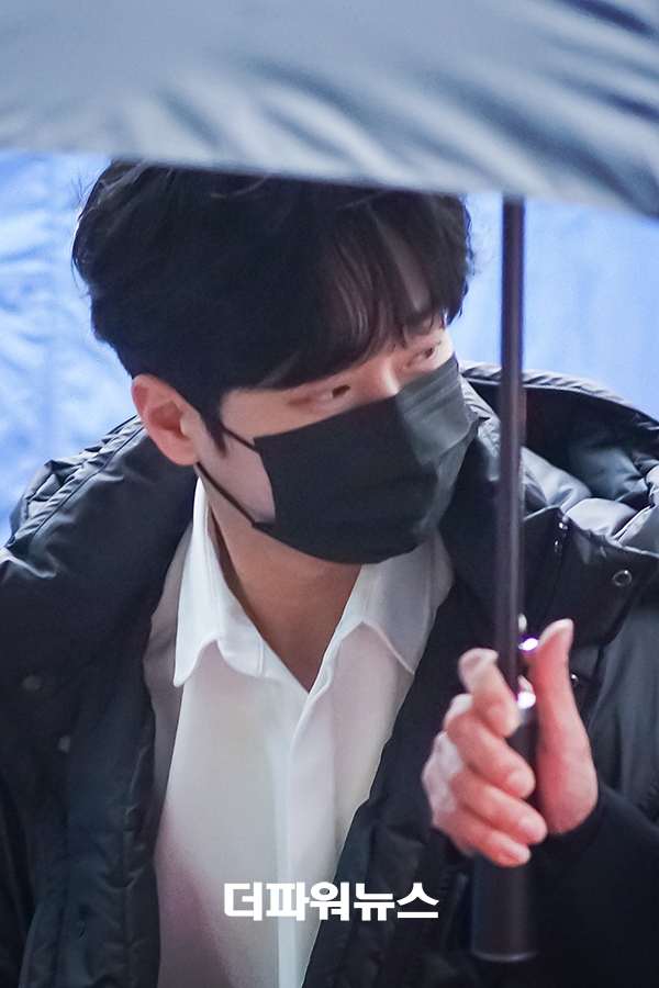 이찬원, KBS 불후의명곡 출근길