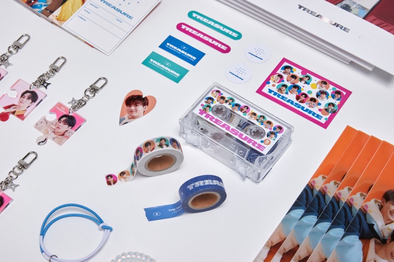 YG 트레저 새 앨범 발매 기념 MD 출시