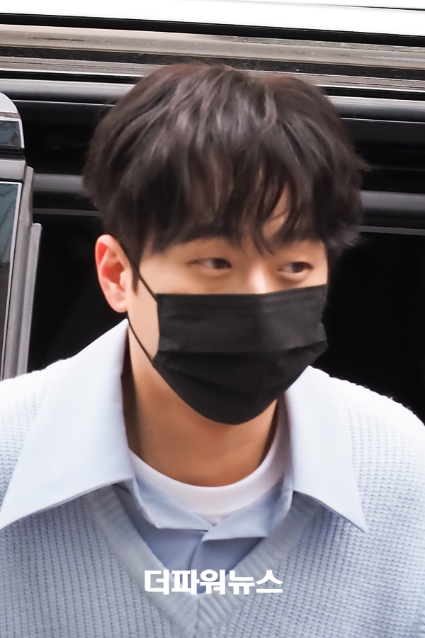 이찬원, KBS 불후의명곡 출근길