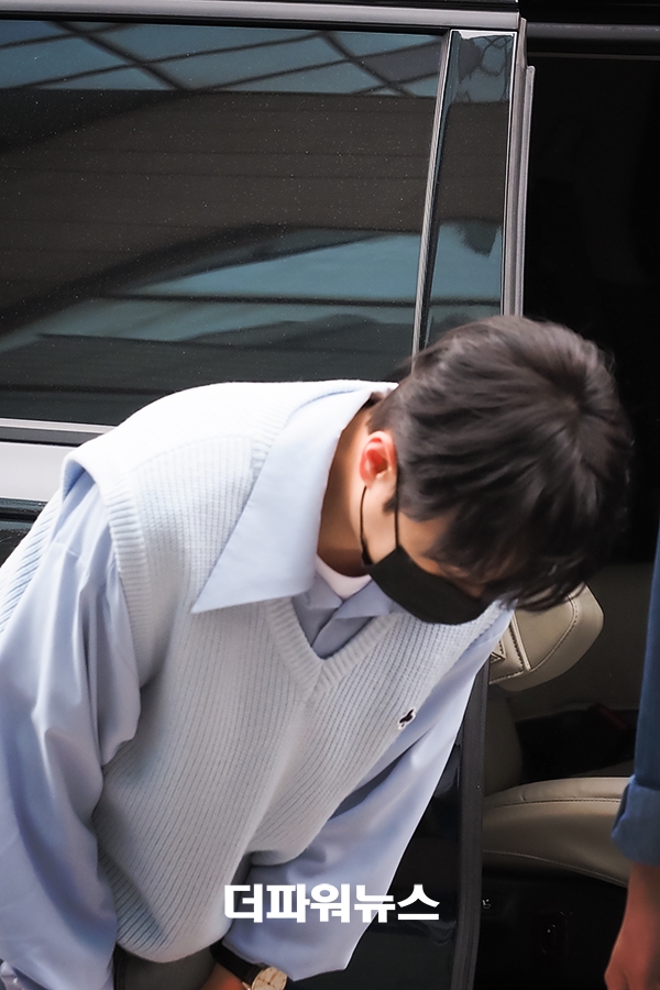 이찬원, KBS 불후의명곡 출근길