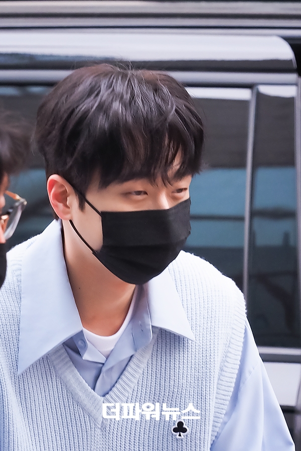 이찬원, KBS 불후의명곡 출근길