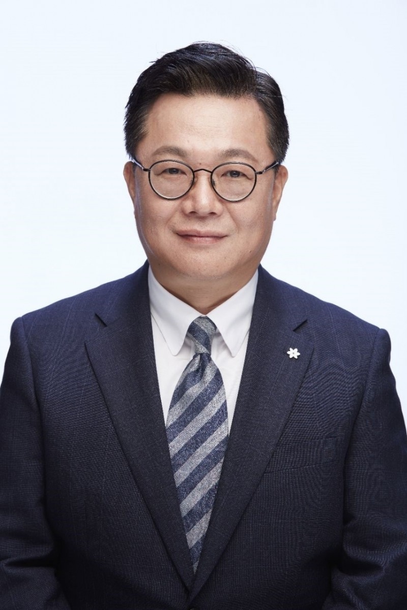 두산, 문홍성 사장 각자대표 선임