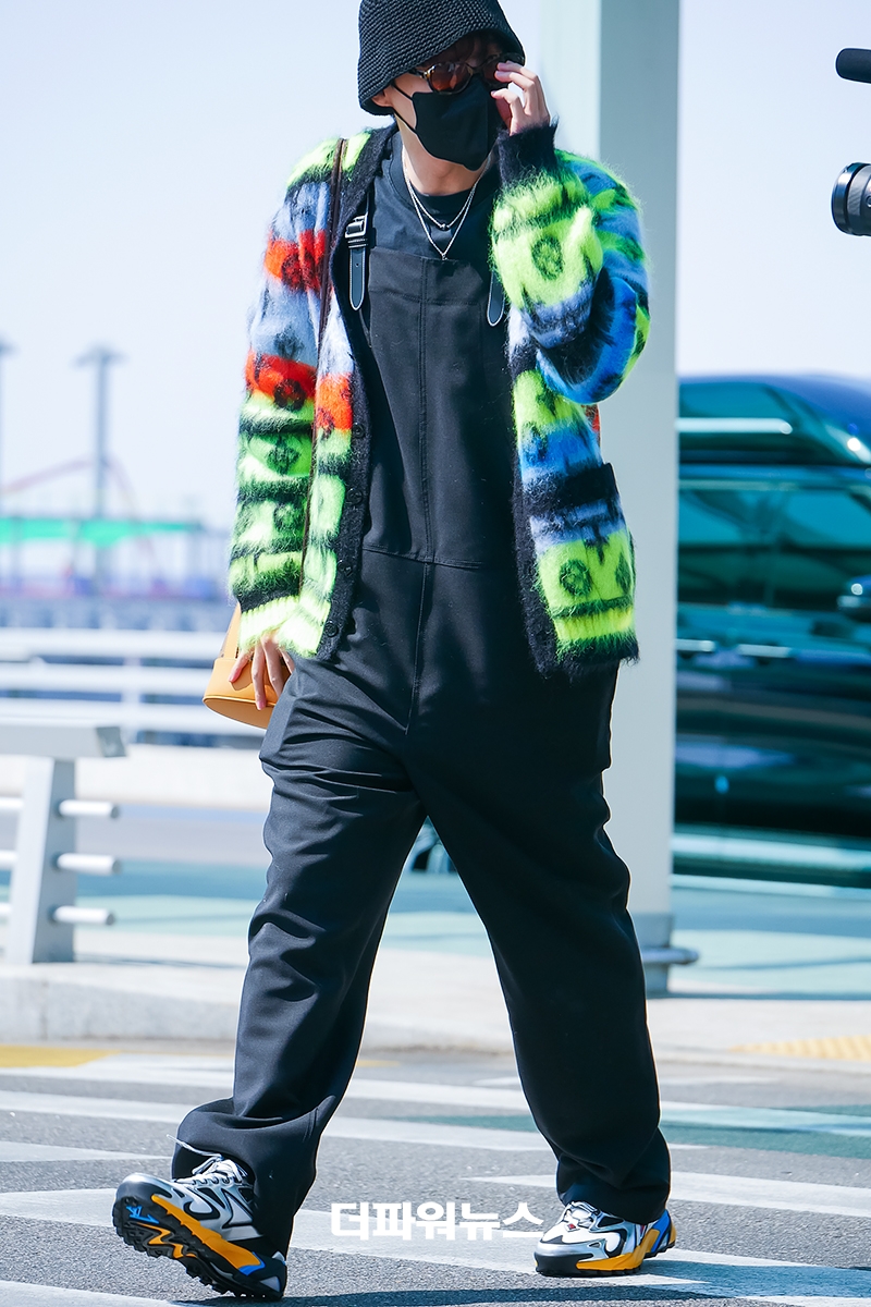 방탄소년단(BTS) 제이홉, 인천국제공항 출국