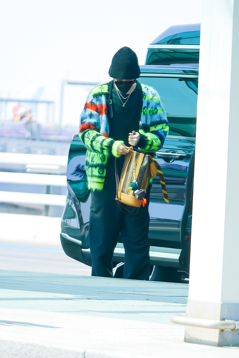 방탄소년단(BTS) 제이홉, 인천국제공항 출국