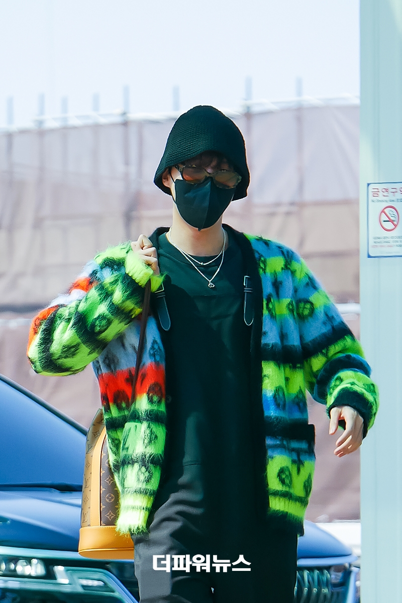 방탄소년단(BTS) 제이홉, 인천국제공항 출국