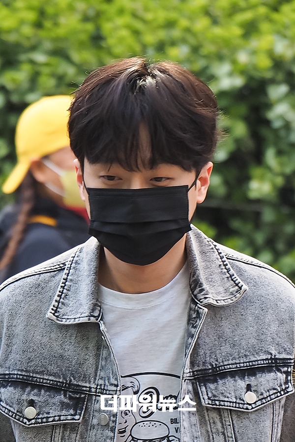 이찬원, KBS 불후의명곡 출근길