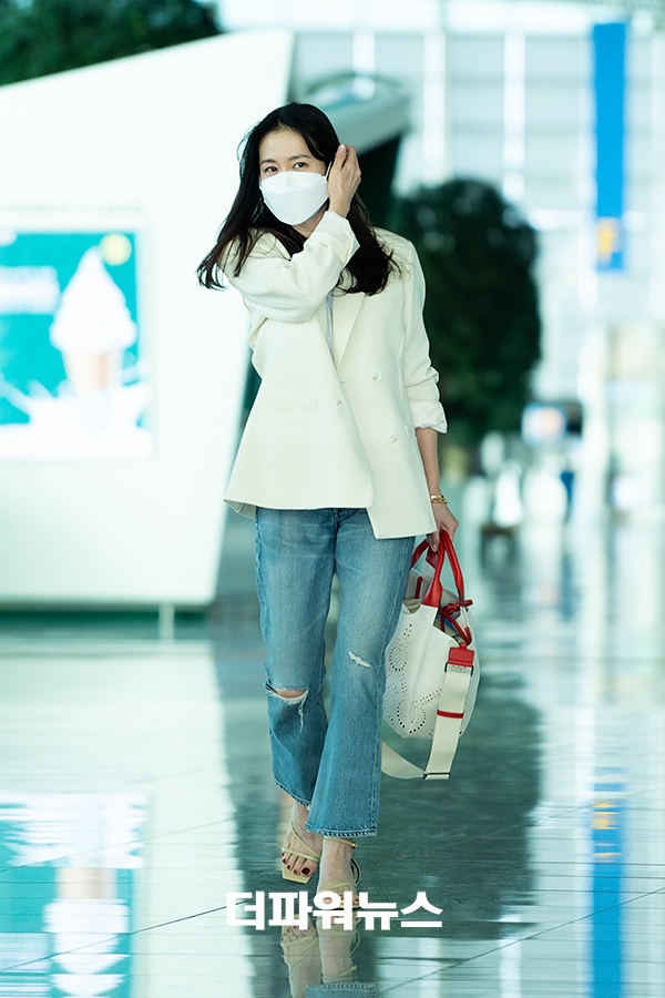 손예진, 인천국제공항 출국
