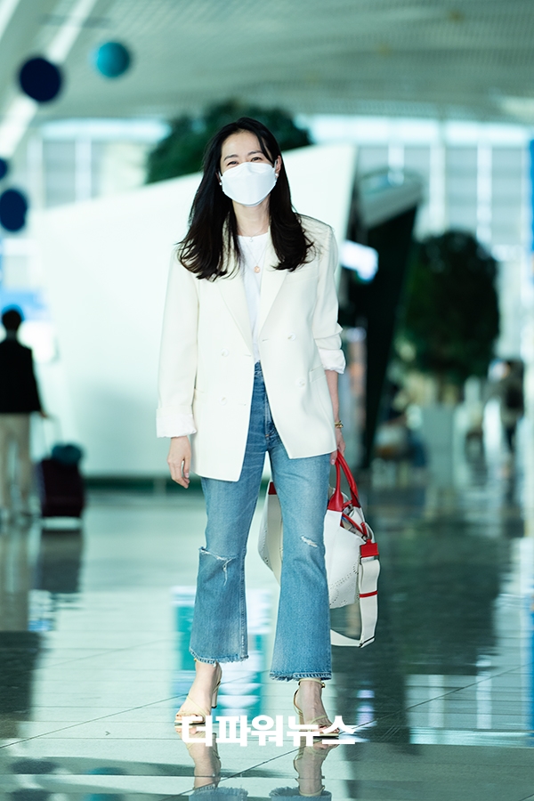 손예진, 인천국제공항 출국
